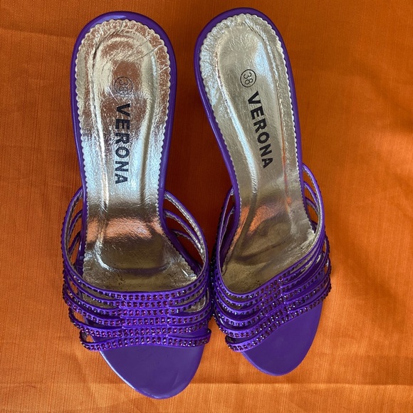 Purple Sandals/Slippers with bling details size 7 - Picture 3 of 6